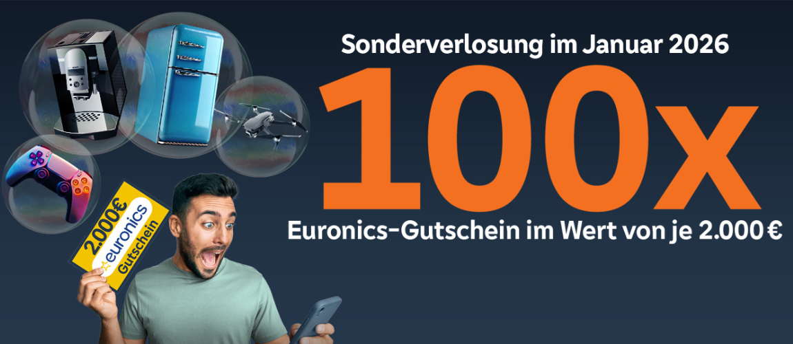 Werbebanner zur Sonderverlosung im Januar 2026: groß „100x“, darunter „Euronics-Gutschein im Wert von je 2.000 €“. Links ein überraschter Mann hält einen gelben Euronics-Gutschein und ein Smartphone; darüber Symbole möglicher Preise wie Kaffeemaschine, blauer Kühlschrank, Drohne und Game-Controller.